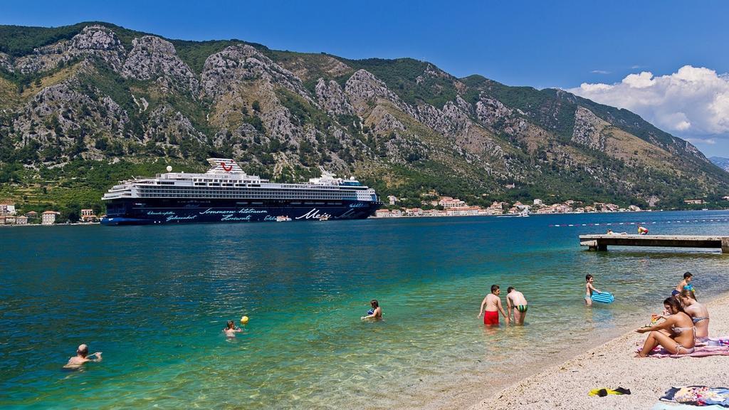 Apartment Terazza Di Ljuta Kotor Oda fotoğraf