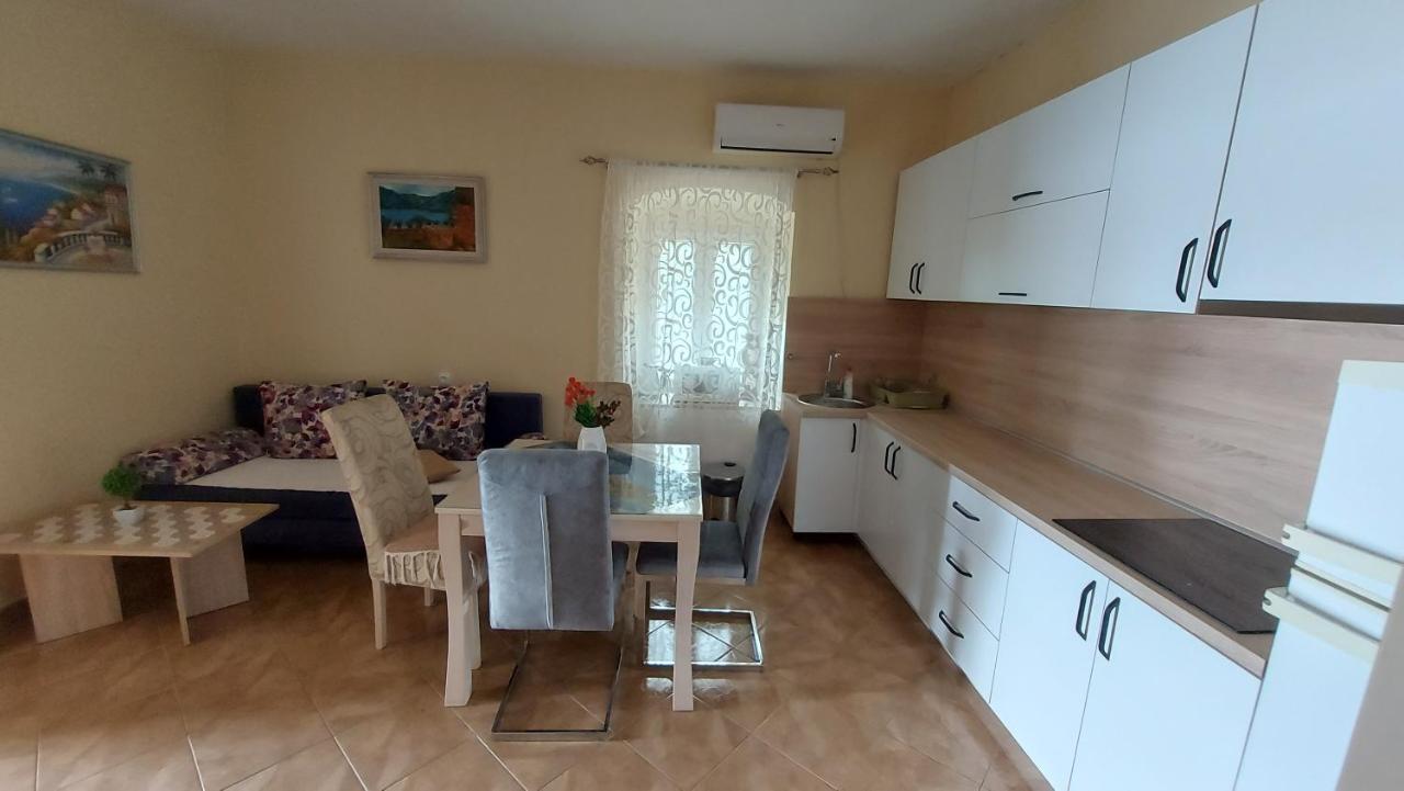 Apartment Terazza Di Ljuta Kotor Dış mekan fotoğraf
